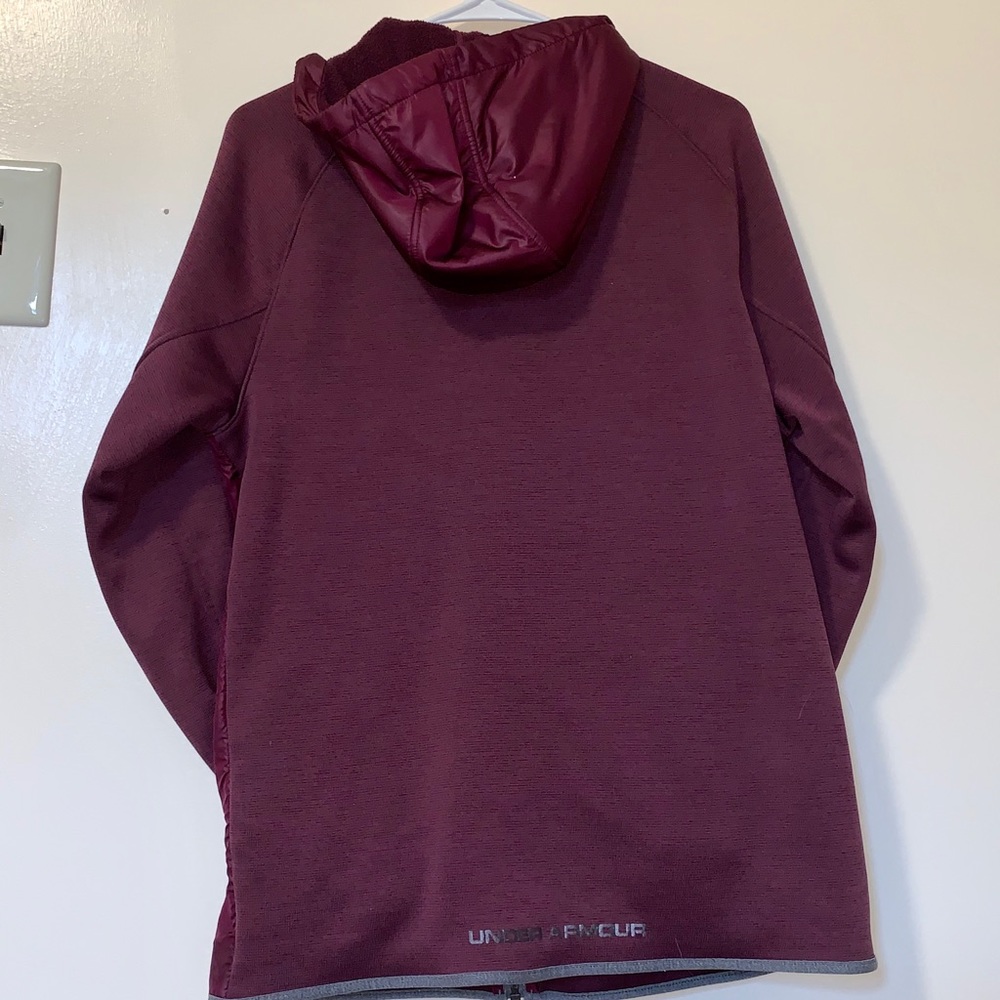 under armor jacket - Picture 4 of 4